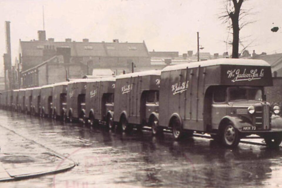 1933